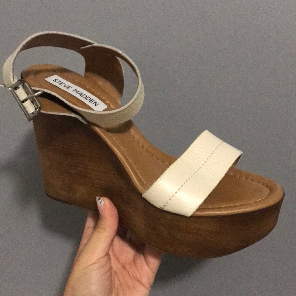 Steve Madden Wedges